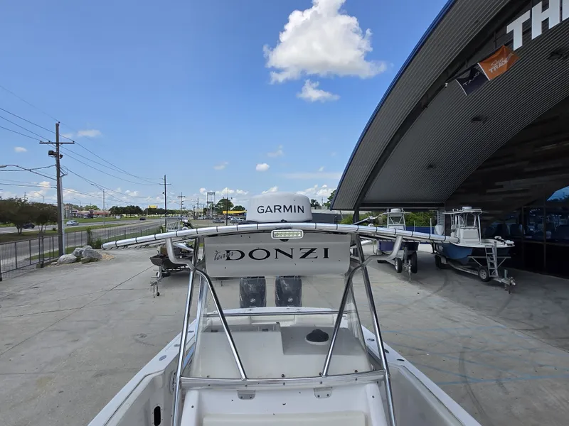 Slide: The Image of Donzi 32 ZF 2001 - 20