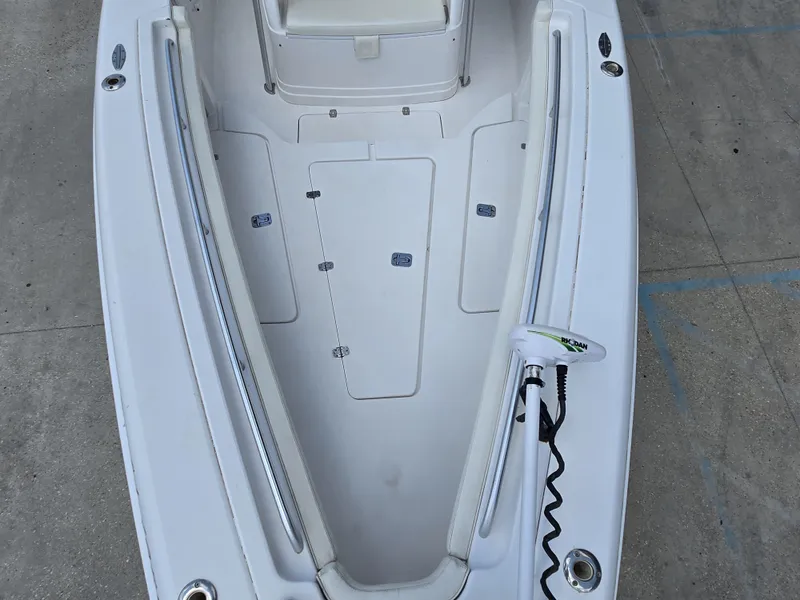 Slide: The Image of Donzi 32 ZF 2001 - 21