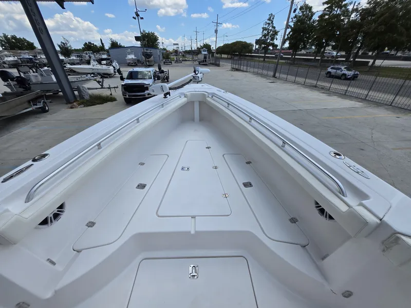 Slide: The Image of Donzi 32 ZF 2001 - 23