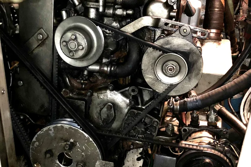 Slide: The Image of Yanmar 4JH-TE - 40