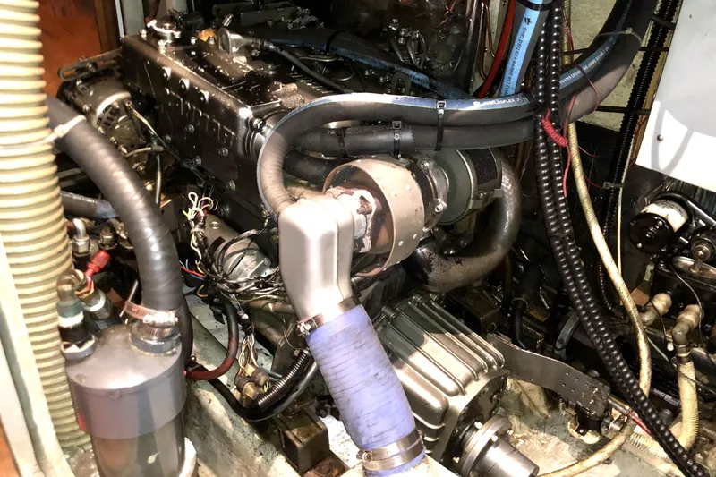 Slide: The Image of Yanmar 4JH-TE - 41