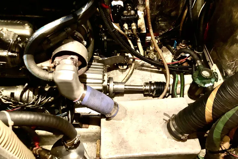 Slide: The Image of Yanmar 4JH-TE - 42