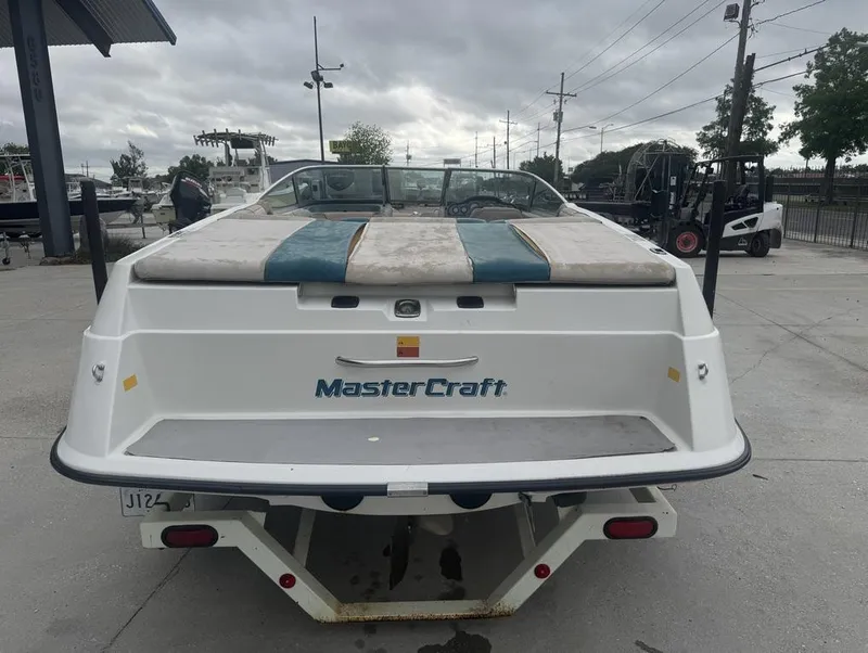 Slide: The Image of MasterCraft 200V 1995 - 7