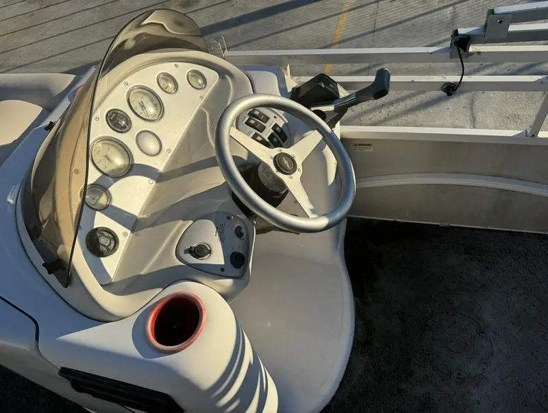 Slide: The Image of Starcraft 22 Sport 2005 - 13