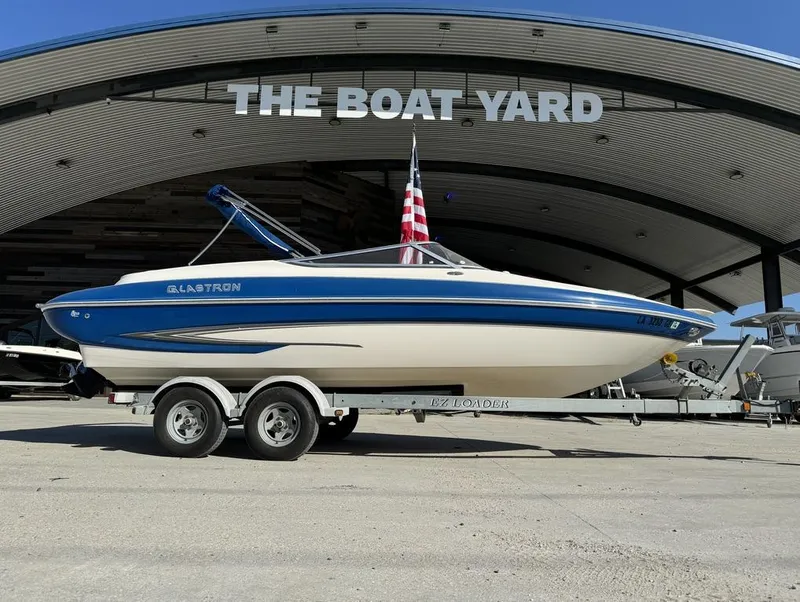 Slide: The Image of Glastron GXL 235 2007 - 17