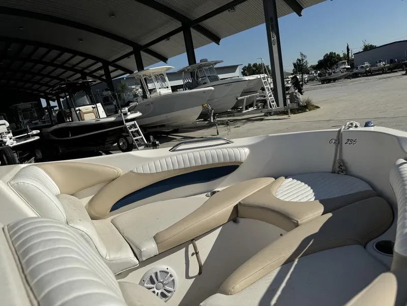 Slide: The Image of Glastron GXL 235 2007 - 3