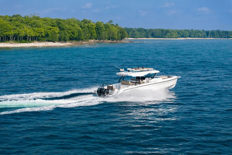 Slide: The Image of Cruisers 38 VTR 2026 - 36