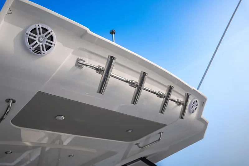 Slide: The Image of Cruisers Yachts 38 VTR 2026 - 13