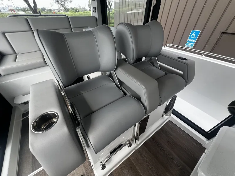 Slide: The Image of Cruisers 38 VTR EC 2026 - 15