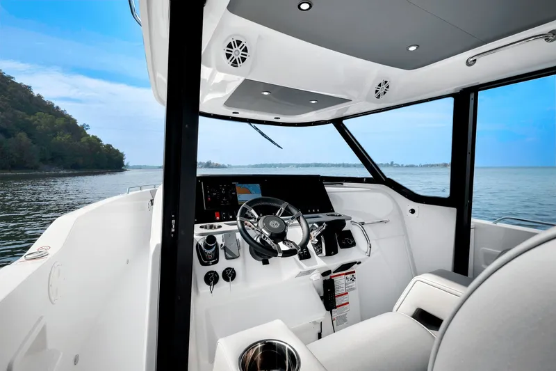 Slide: The Image of Cruisers Yachts 38 VTR EC 2026 - 12