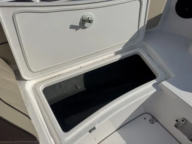 Slide: The Image of Yamaha 222 FSH Sport E 2026 - 16