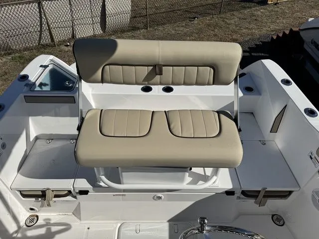 Slide: The Image of Yamaha 222 FSH Sport 2026 - 16