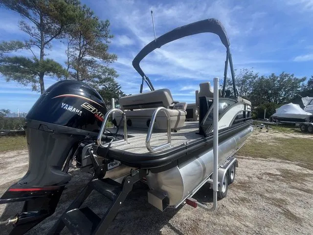 Slide: The Image of Bennington M L-Bench 22 ML 2026 - 6