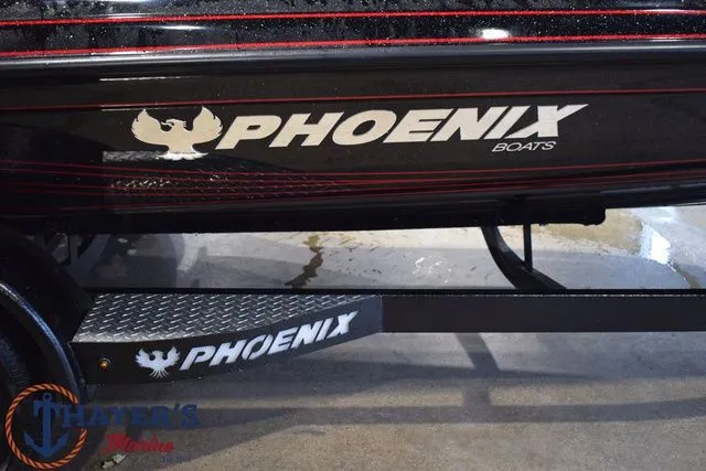 Slide: The Image of Phoenix Bass Boats 21 XE 2025 - 24
