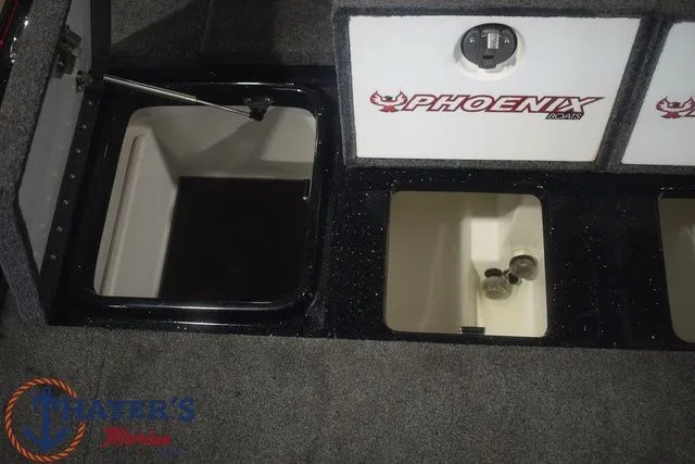 Slide: The Image of Phoenix Bass Boats 21 XE 2025 - 28