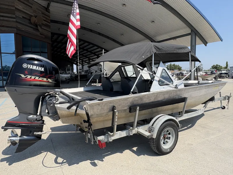 Slide: The Image of Aluminum Cruiser 19 2001 - 4