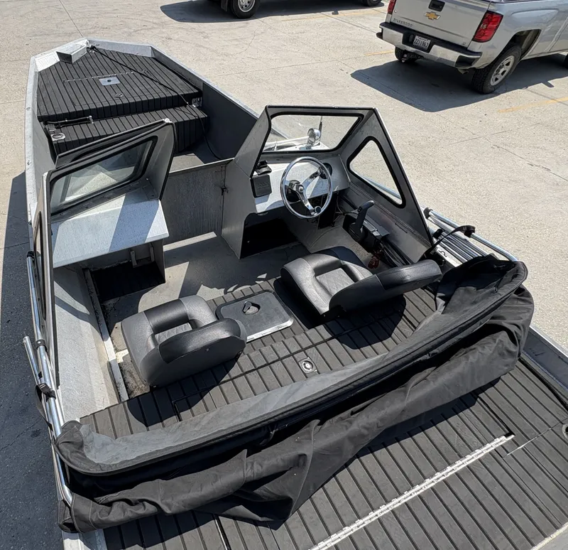 Slide: The Image of Aluminum Cruiser 19 2001 - 5