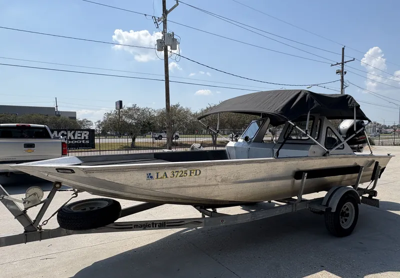 Slide: The Image of Aluminum Cruiser 19 2001 - 9