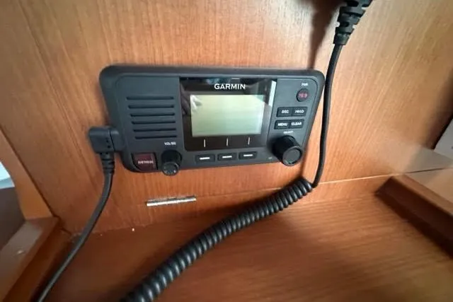 Slide: The Image of Garmin vhf marine radio - 24