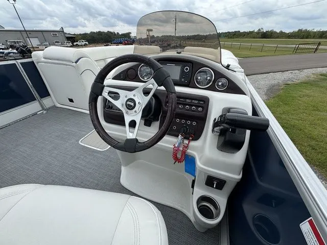 Slide: The Image of South Bay 525RS 3.0 2017 - 10