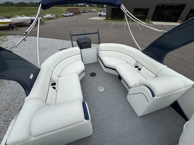 Slide: The Image of South Bay 525RS 3.0 2017 - 8