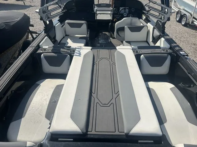 Slide: The Image of Heyday Wake Boats WTSurf 2022 - 16