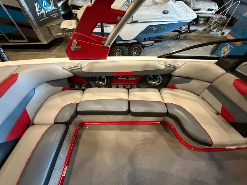 Slide: The Image of Malibu Wakesetter 22 VLX 2017 - 11