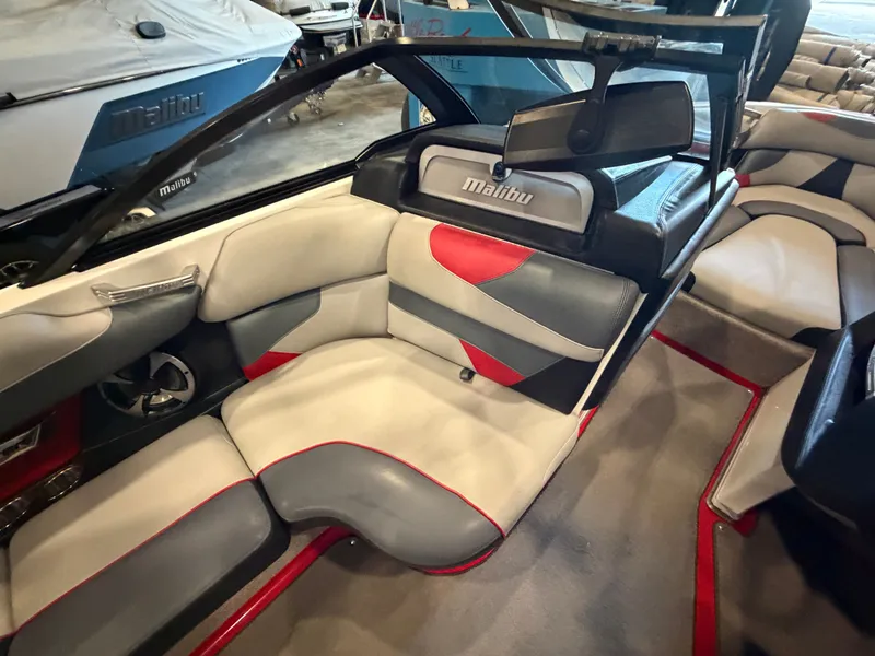 Slide: The Image of Malibu Wakesetter 22 VLX 2017 - 13