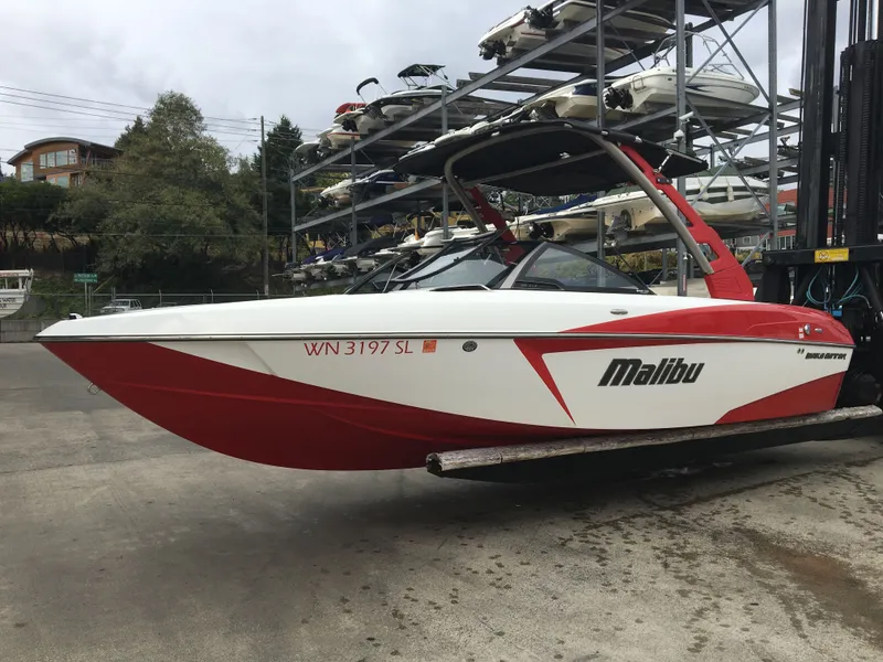 Slide: The Image of Malibu Wakesetter 22 VLX 2017 - 3