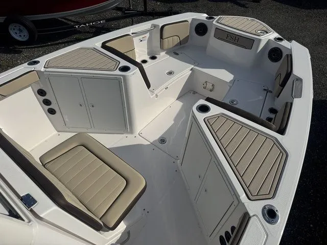 Slide: The Image of Yamaha 222 FSH Sport E 2026 - 13