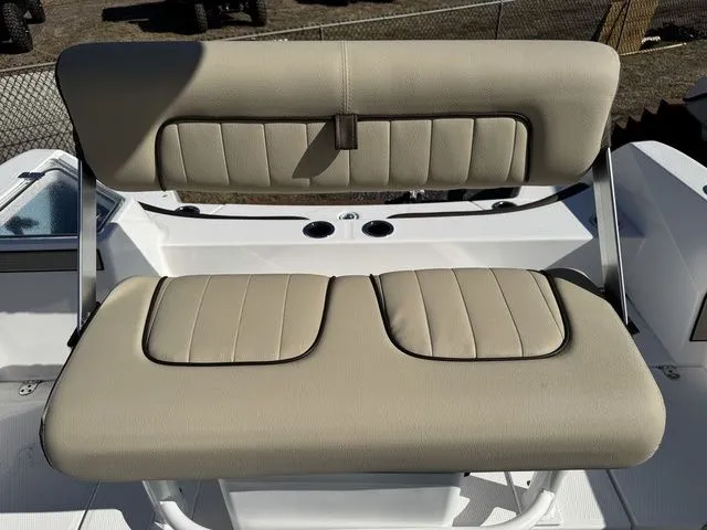 Slide: The Image of Yamaha 222 FSH Sport 2026 - 17