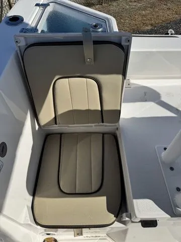 Slide: The Image of Yamaha 222 FSH Sport 2026 - 18