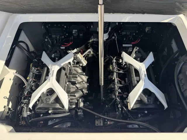 Slide: The Image of Yamaha 222 FSH Sport 2026 - 21