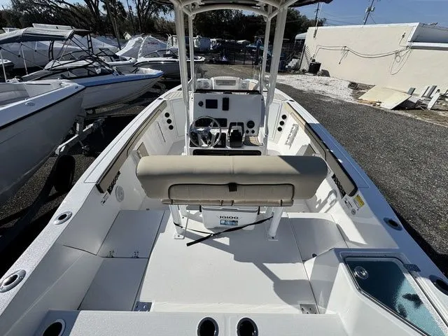 Slide: The Image of Yamaha 222 FSH Sport 2026 - 4