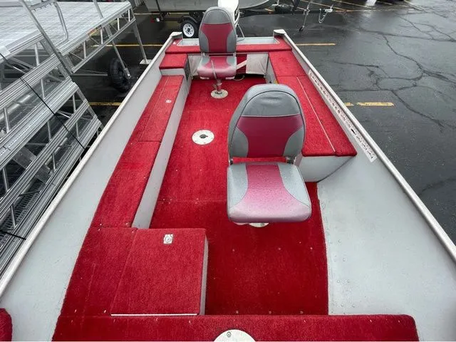 Slide: The Image of Alumacraft Back Troller 16 1994 - 13