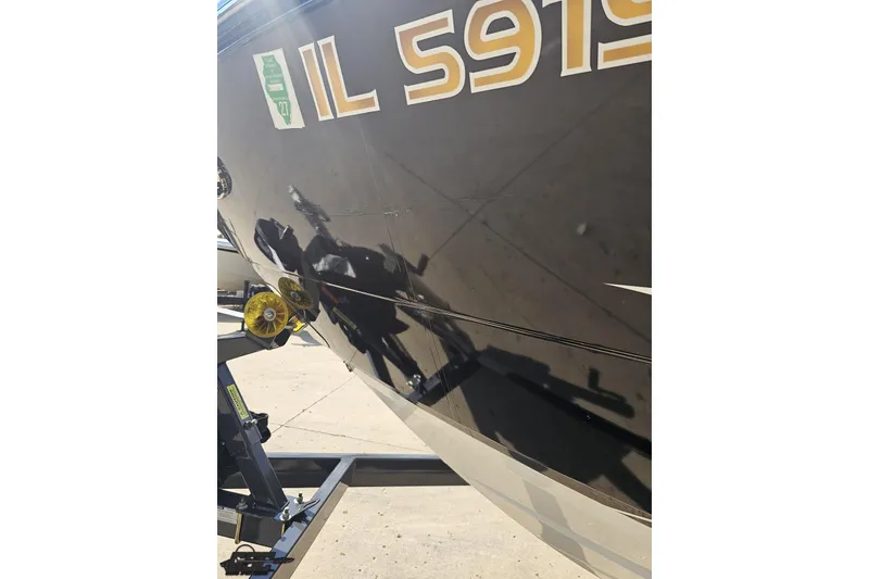 Slide: The Image of 2018 Monterey 238SS Super Sport boat hull with registration number and trailer. - 25