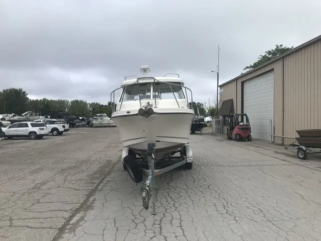 Slide: The Image of Bayliner 2359 Trophy Walkaround 2007 - 3