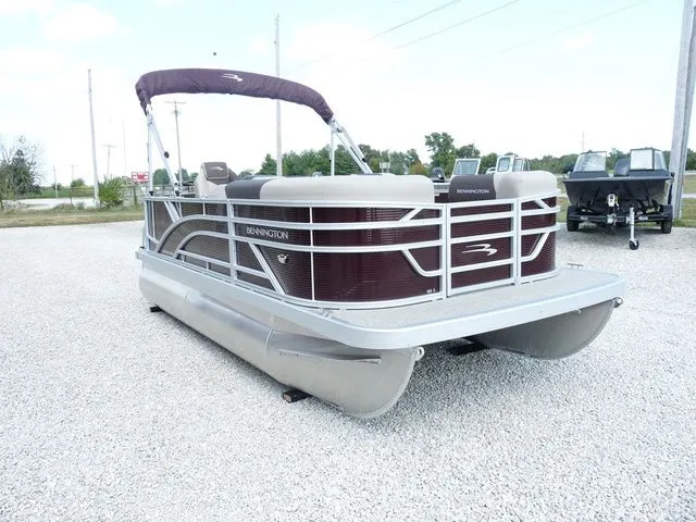 Slide: The Image of Bennington 168SL 2026 - 5