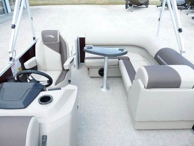 Slide: The Image of Bennington 168SL 2026 - 9