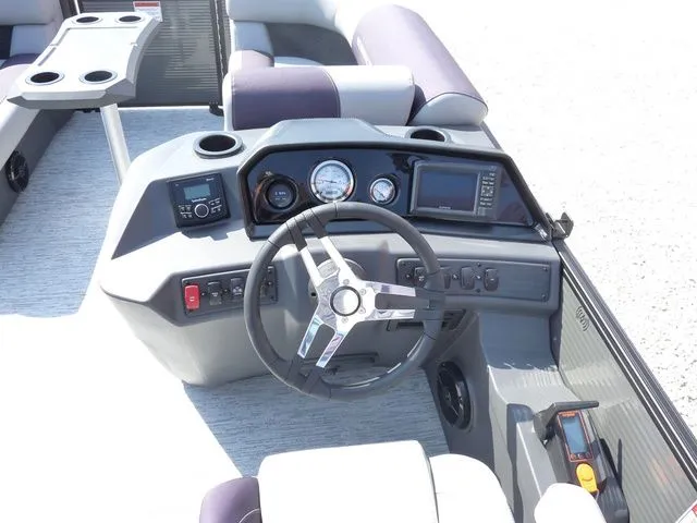 Slide: The Image of Bennington 168SL 2026 - 10