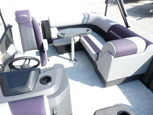 Slide: The Image of Bennington 168SL 2026 - 12