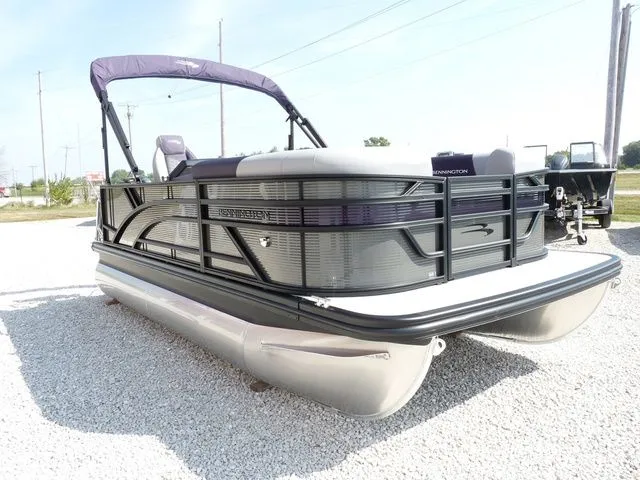 Slide: The Image of Bennington 168SL 2026 - 5