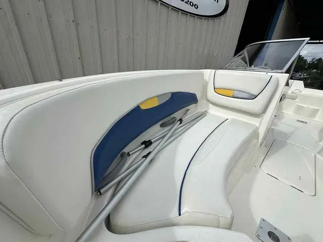 Slide: The Image of Bayliner 219SD 2004 - 10