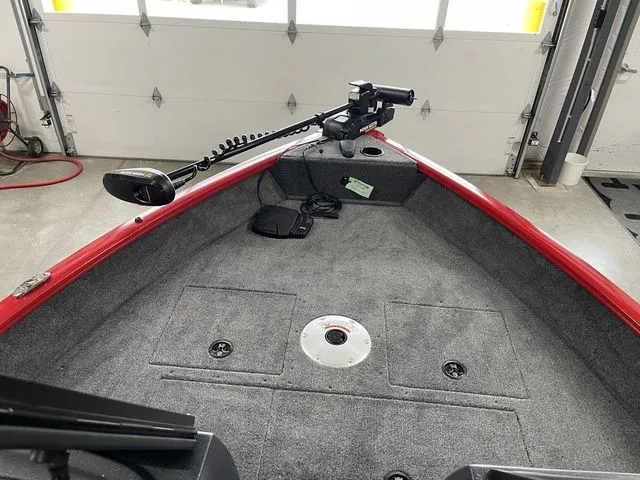 Slide: The Image of Tracker Pro Guide V-16 WT 2026 - 13