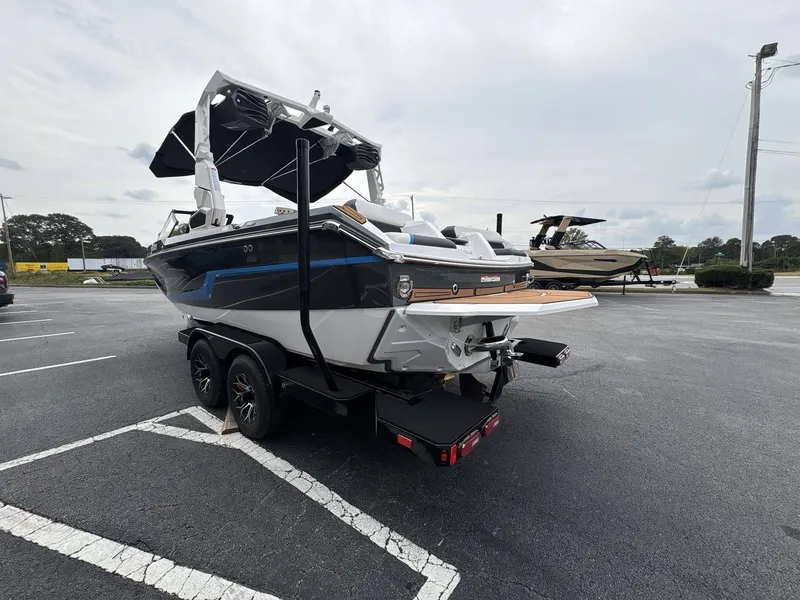 Slide: The Image of Nautique Super Air Nautique GS20 2026 - 14