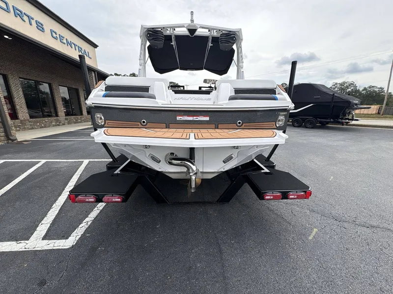 Slide: The Image of Nautique Super Air Nautique GS20 2026 - 22