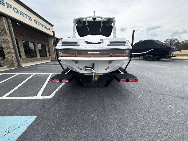 Slide: The Image of Nautique Super Air Nautique GS20 2026 - 8