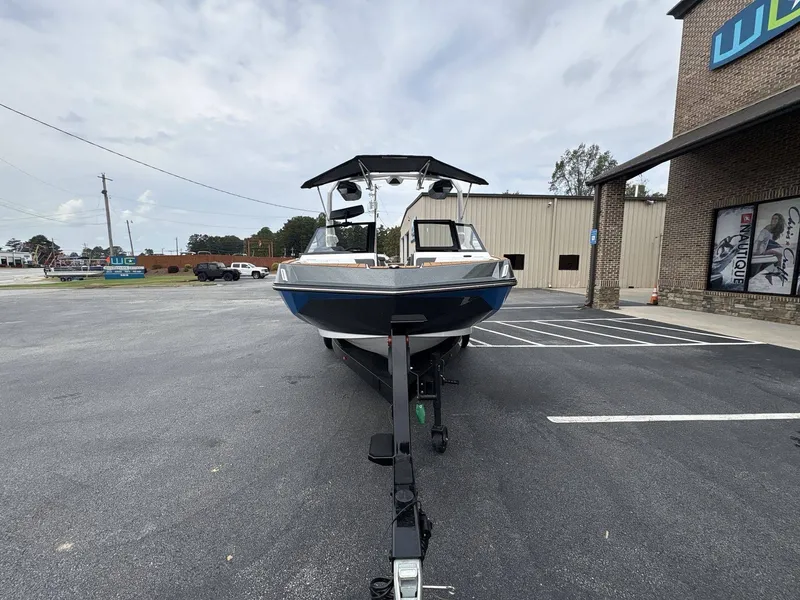 Slide: The Image of Nautique Super Air Nautique GS20 2026 - 9