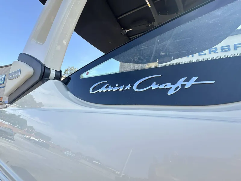 Slide: The Image of Chris-Craft 25 SPORTSTER WAKE SURF 2026 - 18