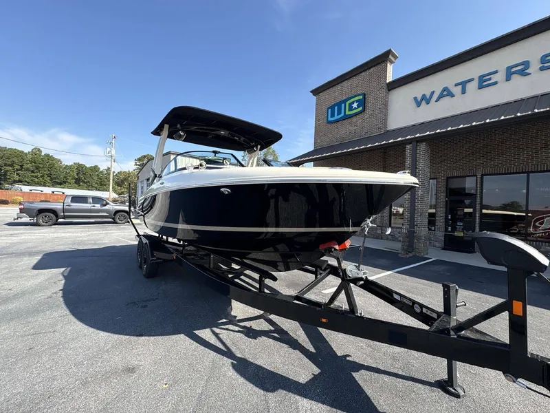 Slide: The Image of Chris-Craft 25 SPORTSTER WAKE SURF 2026 - 22